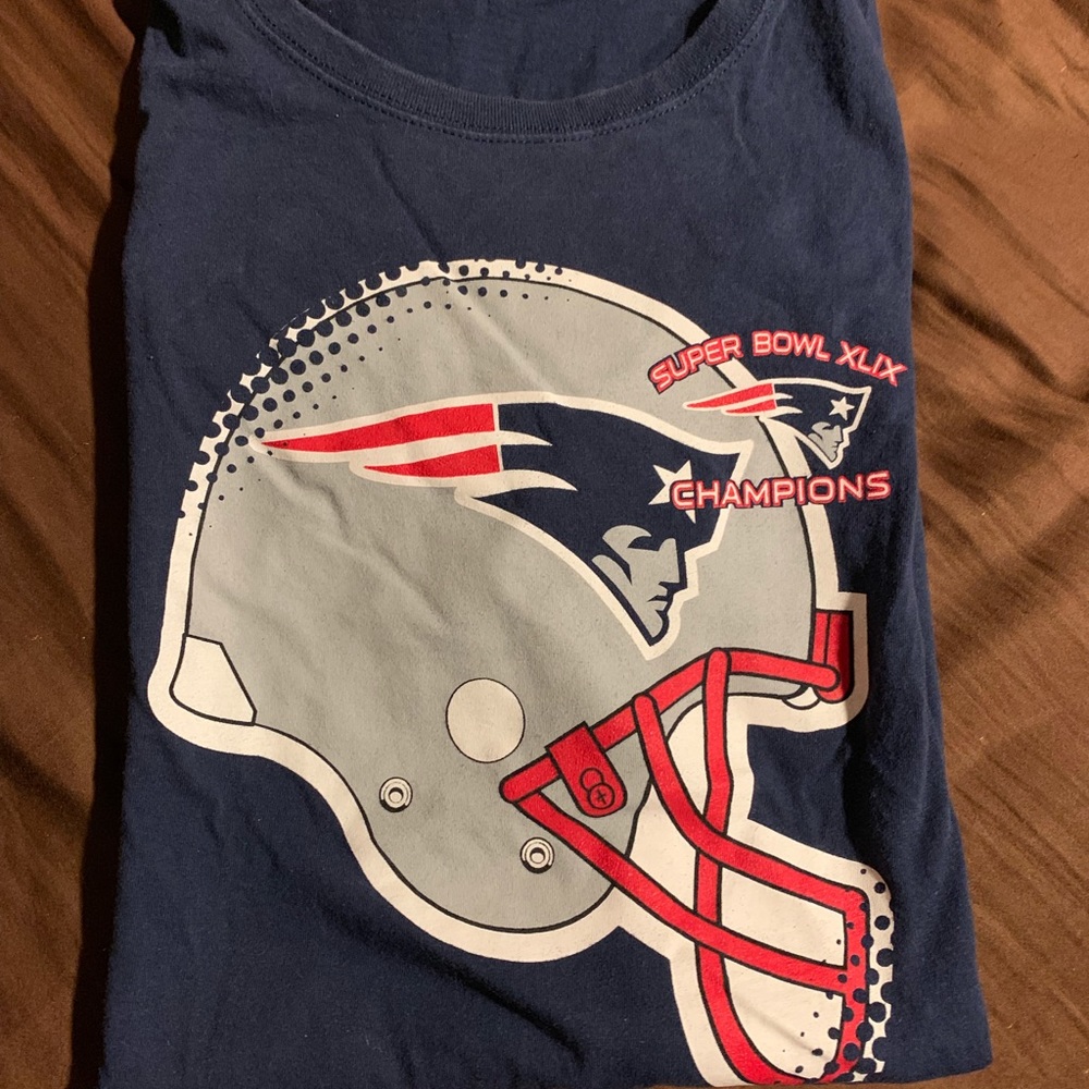 Women’s patriots T-shirt
